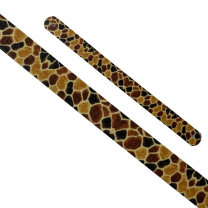 Bande décorative interchangeable en Biothane imprimé taches de girafe marron et doré pour collier de chien.