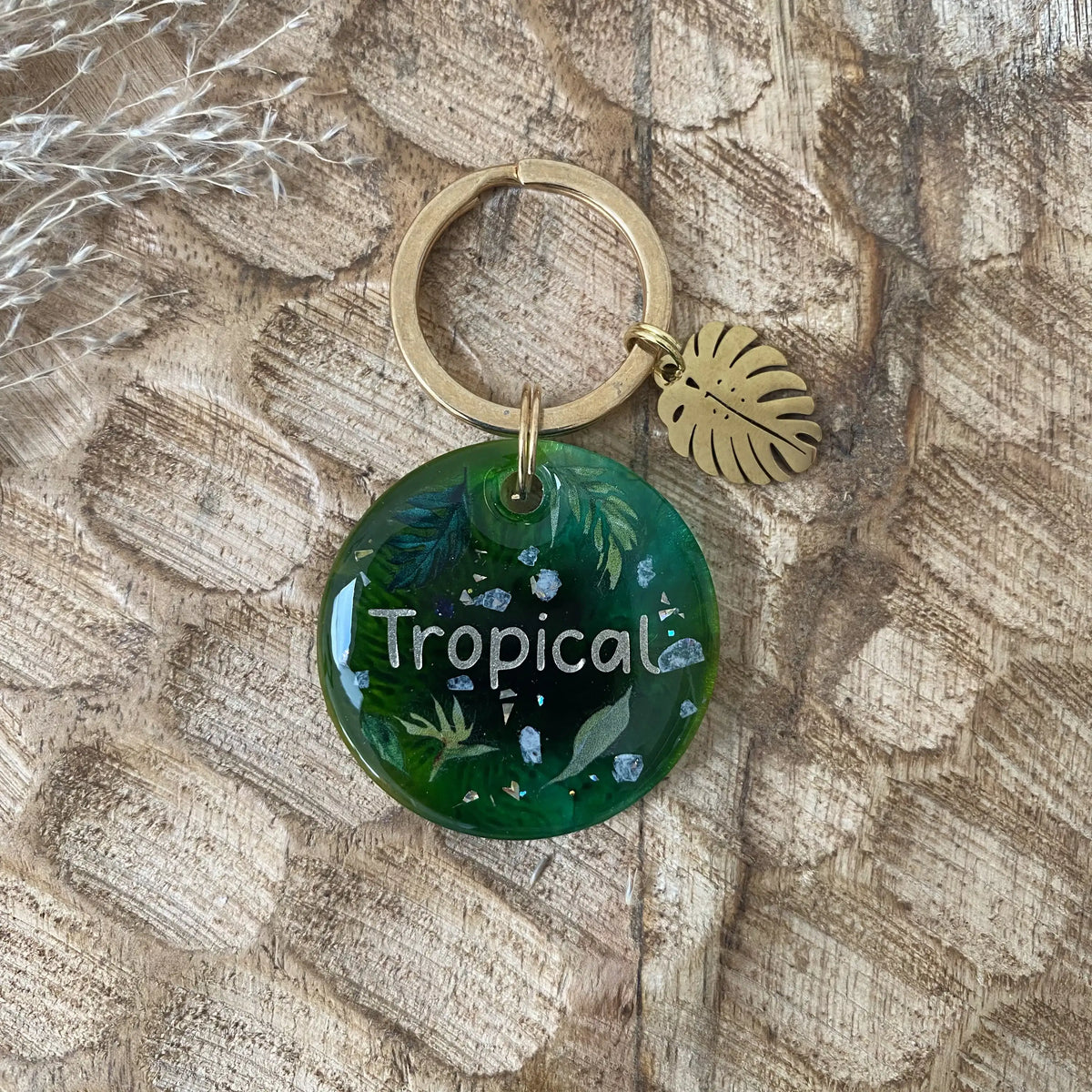 Médaille en résine personnalisée pour chien modèle Jungle Émeraude vert intense avec motifs de feuillage