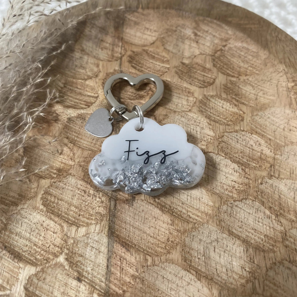 édaille ronde en résine personnalisée pour chien modèle Dégradé Argenté, résine blanche avec dégradé d'argent