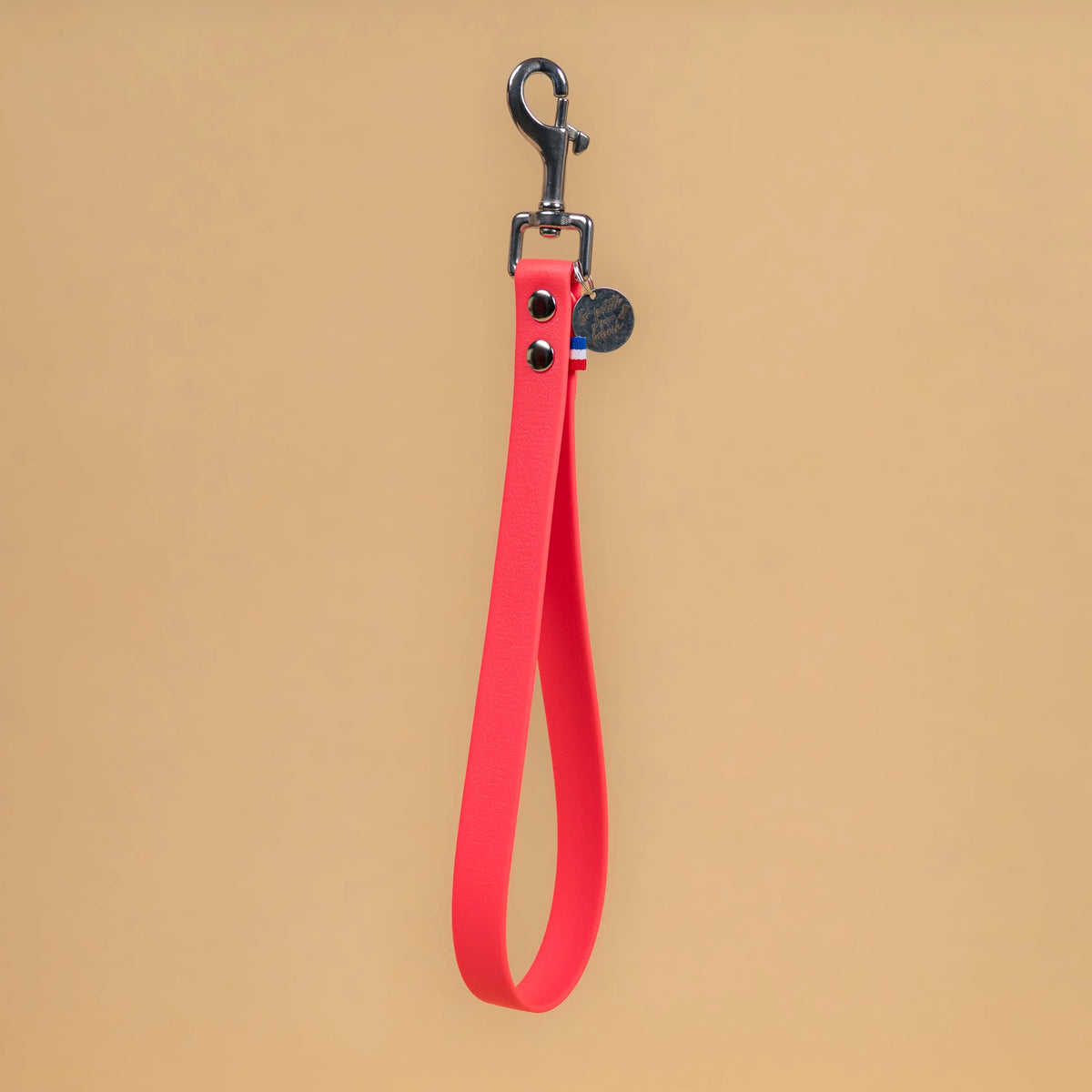 poignée laisse à mains pour chien en sangle enduite matière étanche similaire au biothane couleur orange